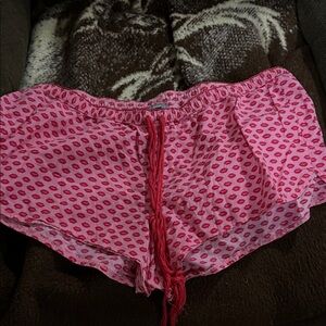 Aerie Pink Lip Print Shorts